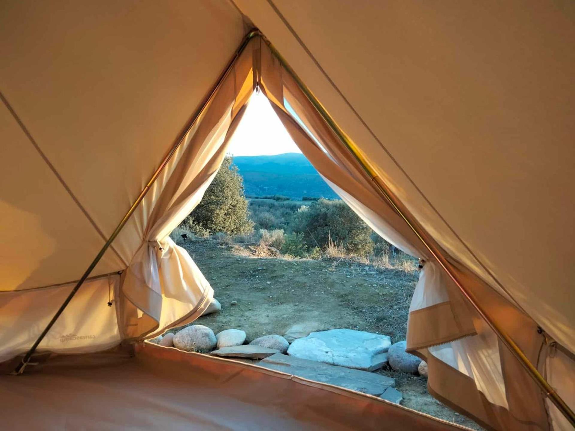 Campsite Terra Del Congost - En La Naturaleza Frente Al Congost De Montrebei
